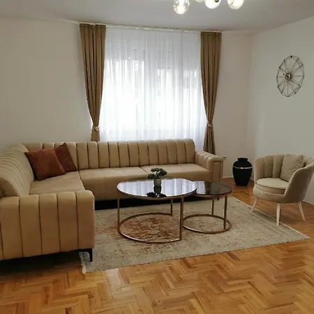 Family Apartment Tuzla Exterior photo