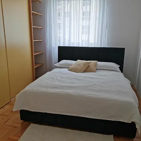 Family Apartment Tuzla Exterior photo