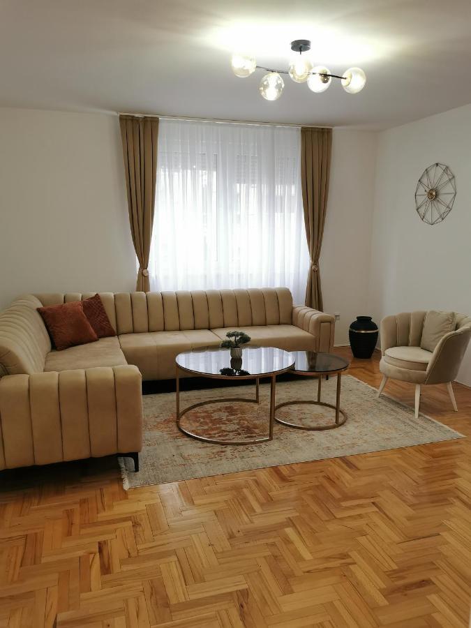 Family Tuzla